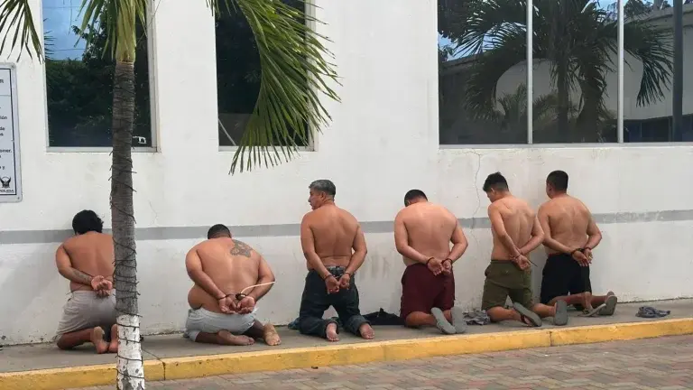 Imagen de la noticia: Operativo contra “Los Lobos” en Manabí deja detenidos este martes, 29 de septiembre