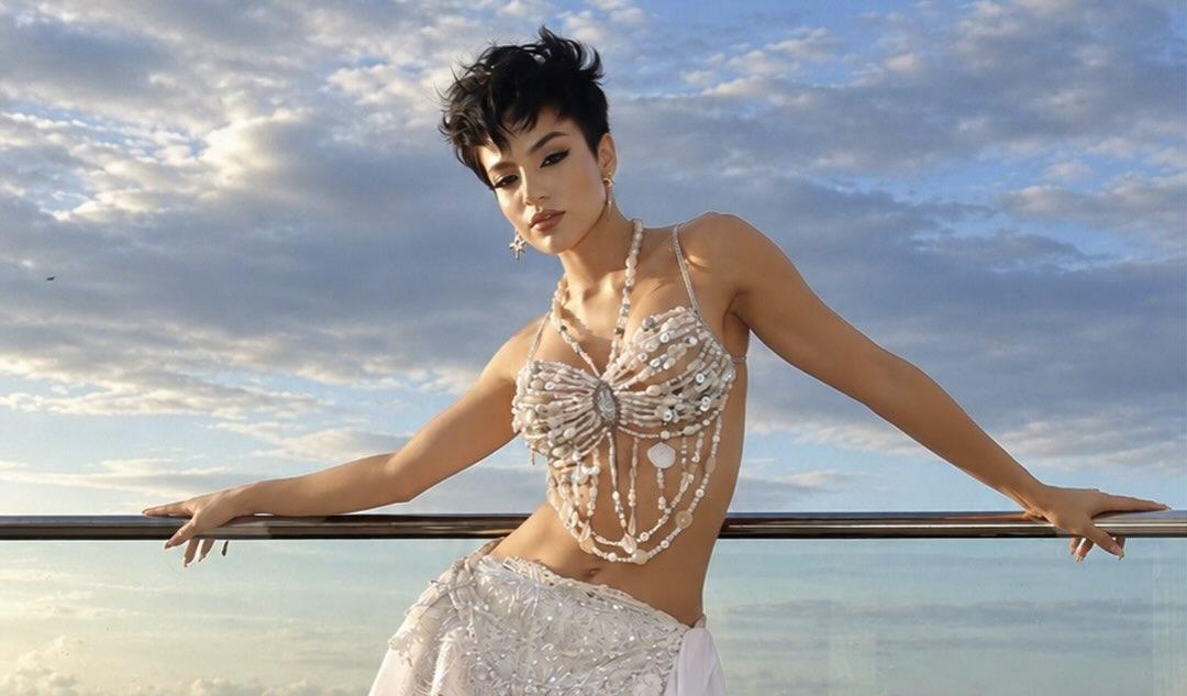 Shyare Andrade arrasa en el Miss Grand 2026: la manabita clasifica al Top 4 de reto internacional