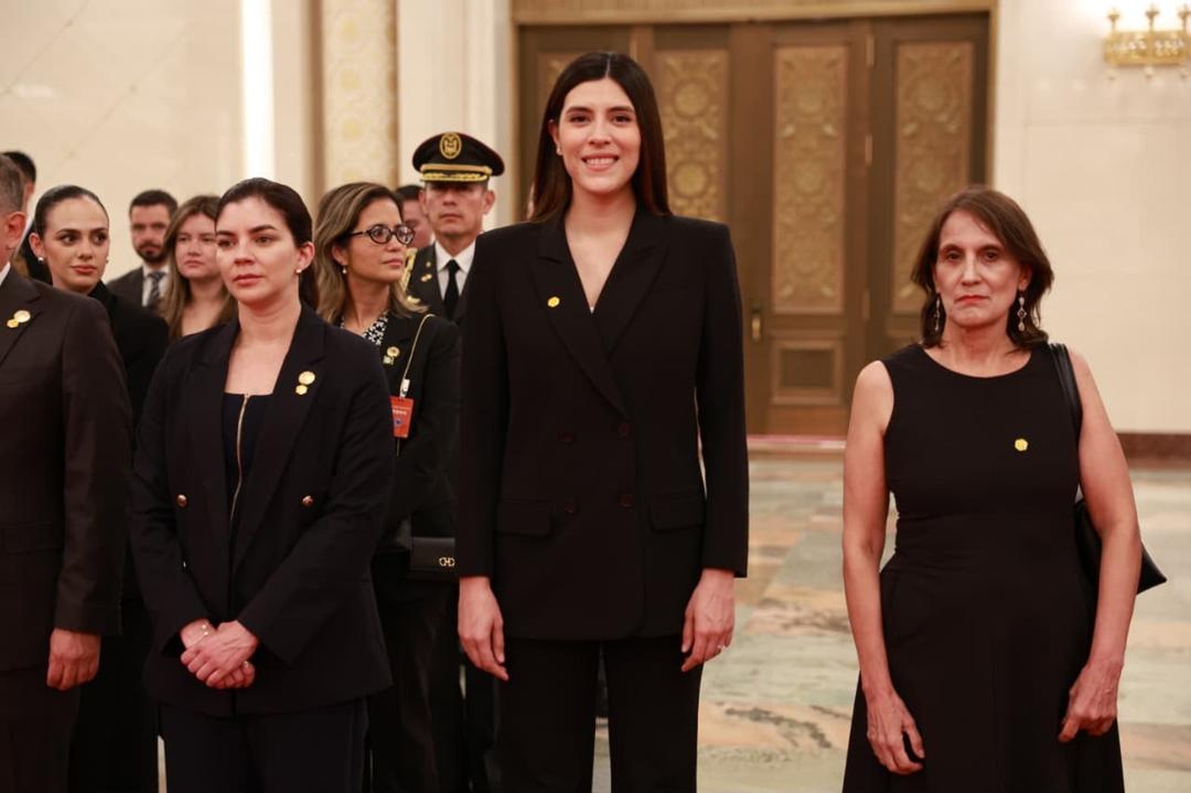 Imagen de la noticia: Asambleísta manabita Valentina Centeno acompañó a Daniel Noboa en reunión con Xi Jinping