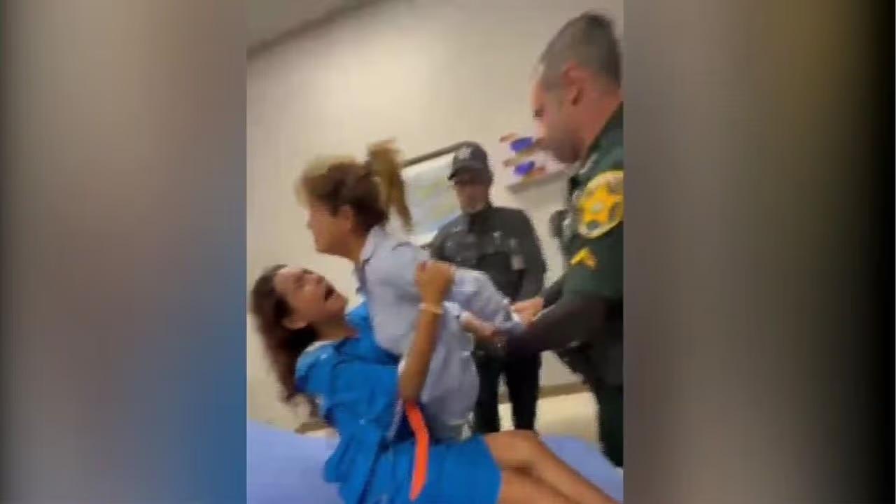 Agentes de inmigración detienen a madre e hija ecuatorianas en hospital tras sufrir accidente: el momento quedó grabado